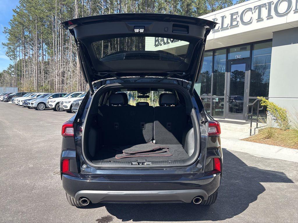 used 2023 Ford Escape car, priced at $25,698