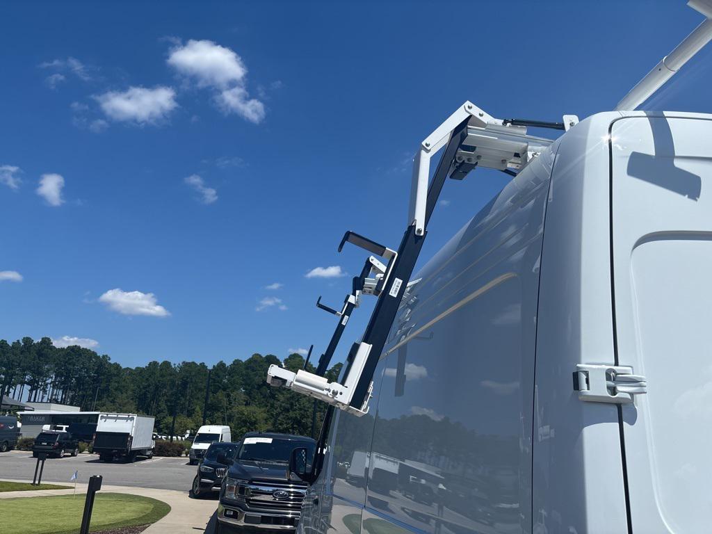 new 2025 Mercedes-Benz Sprinter 2500 car, priced at $75,600
