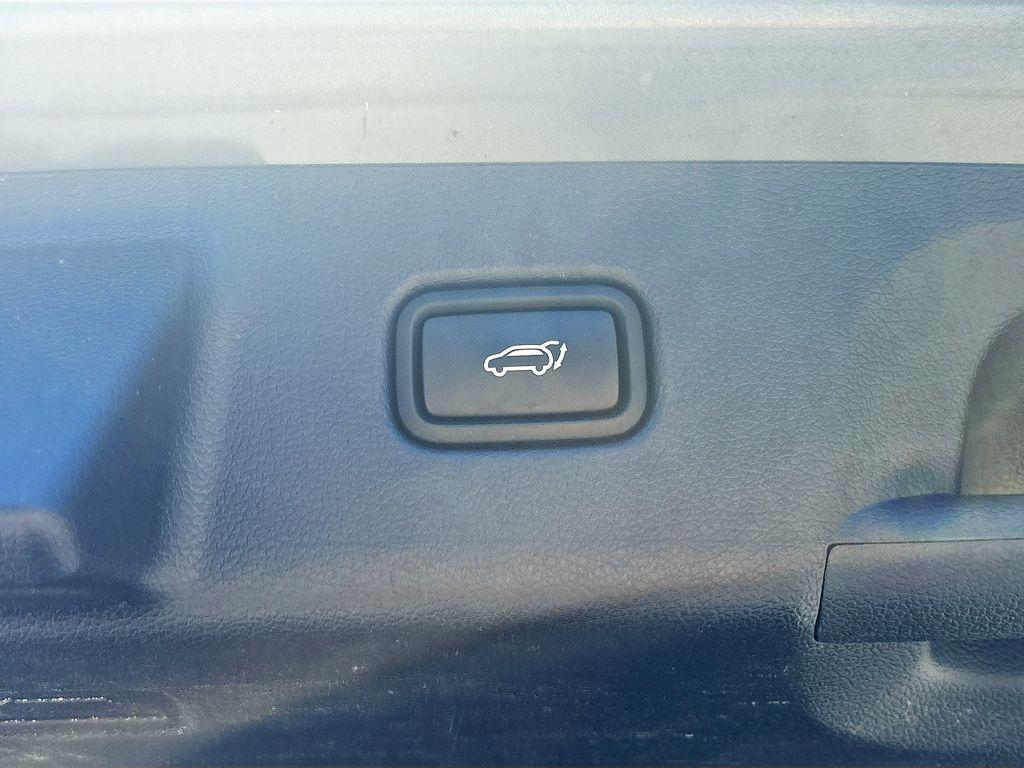 used 2024 Hyundai Palisade car, priced at $37,499