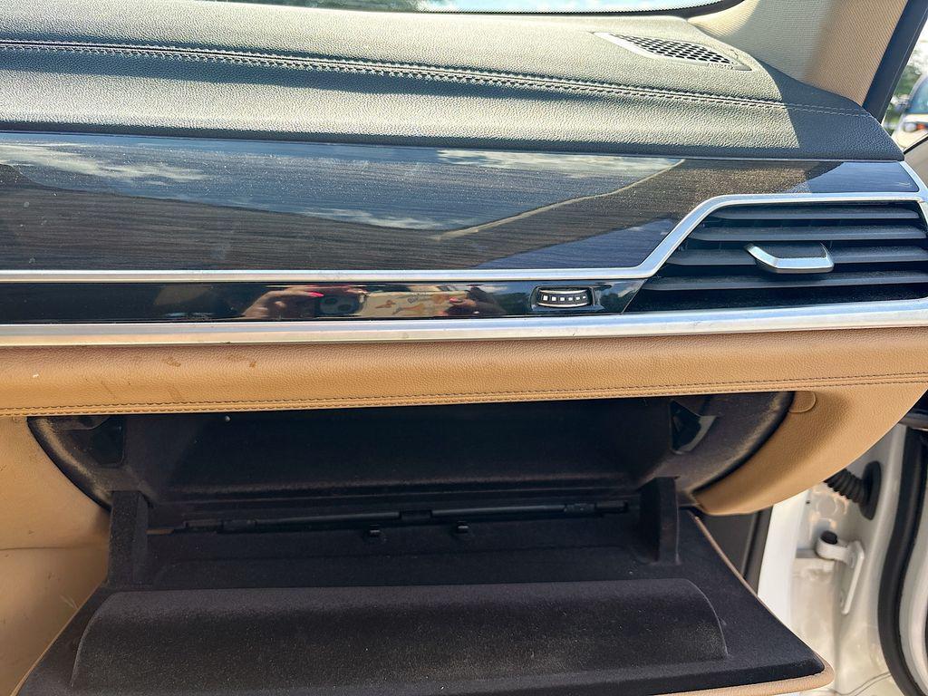 used 2022 BMW 740 car, priced at $35,598