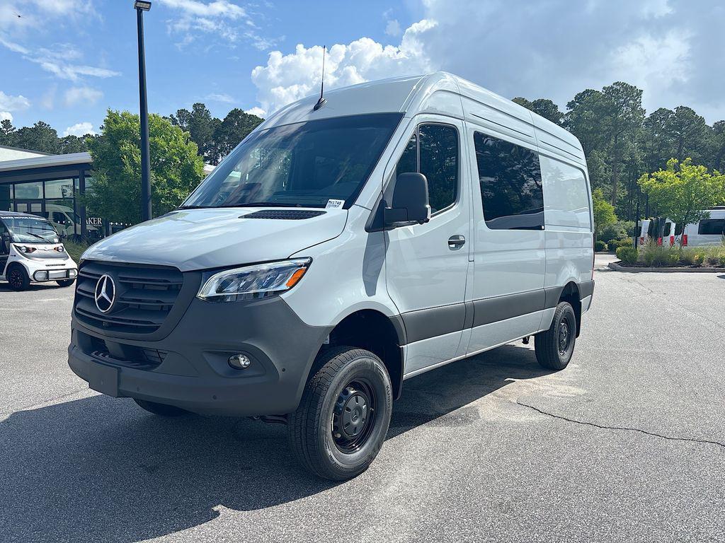 new 2026 Mercedes-Benz Sprinter 2500 car, priced at $78,020