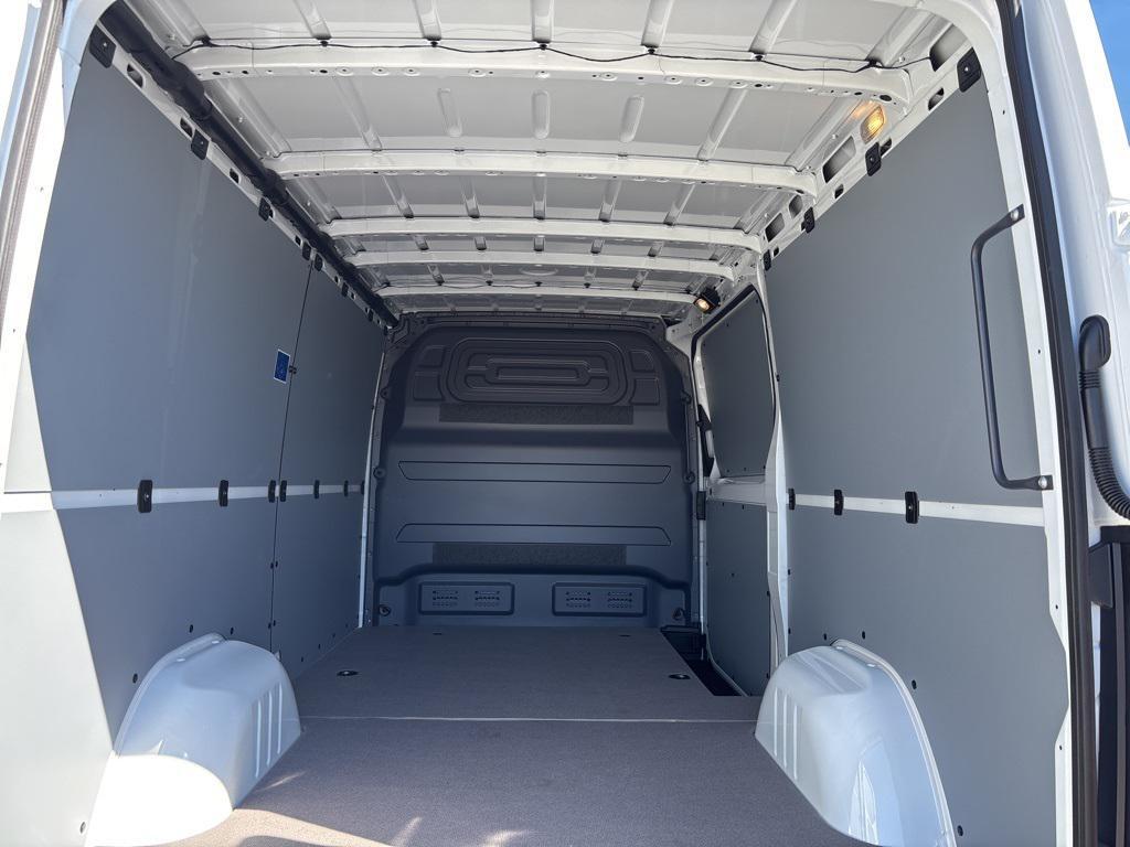 new 2026 Mercedes-Benz Sprinter 2500 car, priced at $52,597