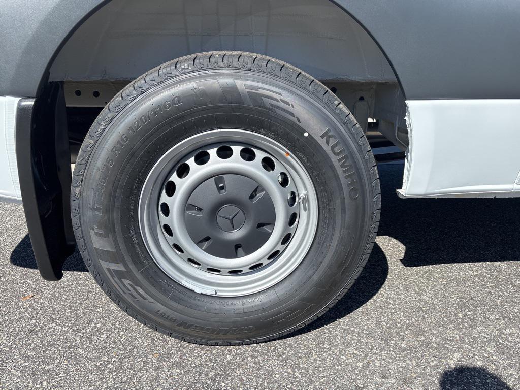 new 2026 Mercedes-Benz Sprinter 2500 car, priced at $52,597