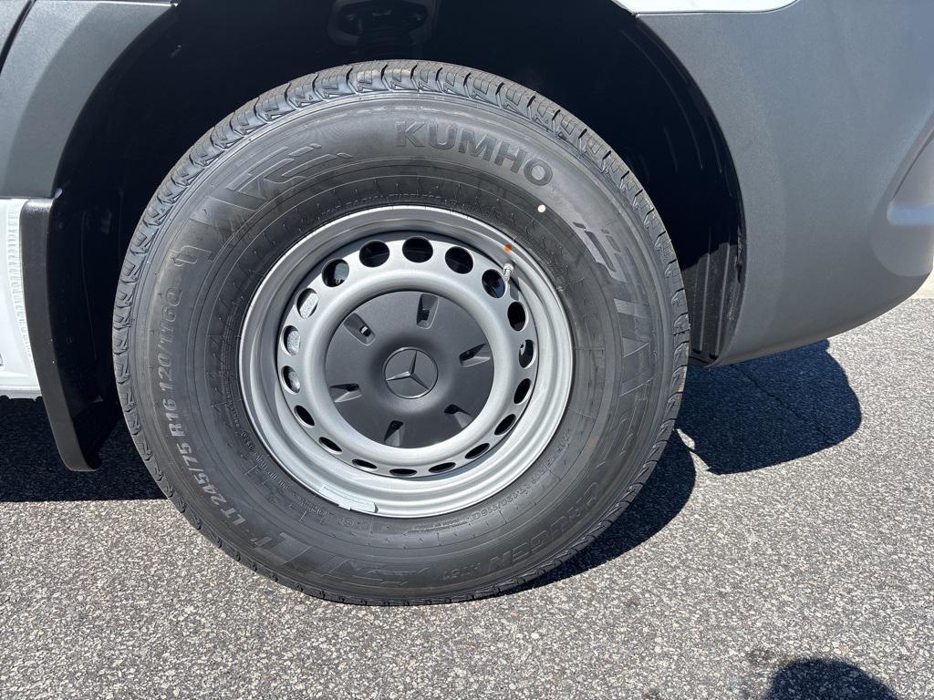 new 2026 Mercedes-Benz Sprinter 2500 car, priced at $52,597