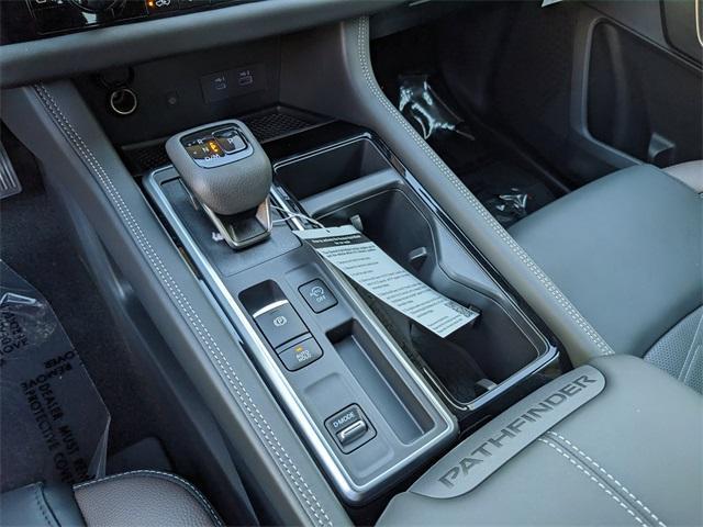 new 2025 Nissan Pathfinder car, priced at $41,734