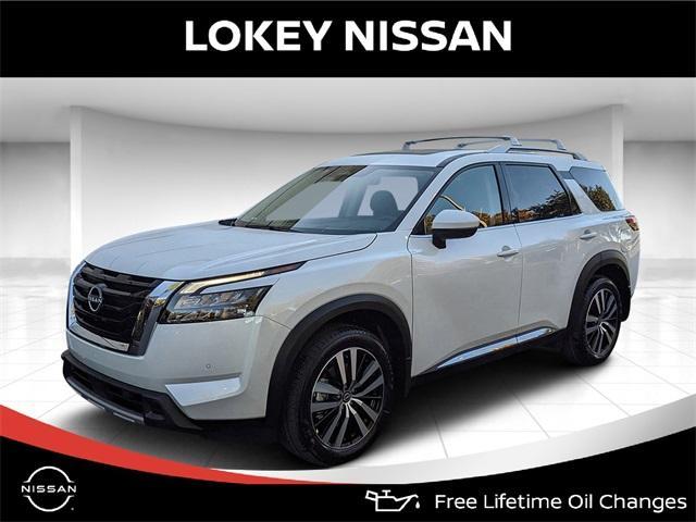 new 2025 Nissan Pathfinder car, priced at $41,734