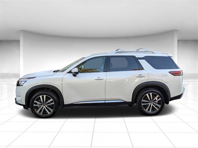new 2025 Nissan Pathfinder car, priced at $41,734