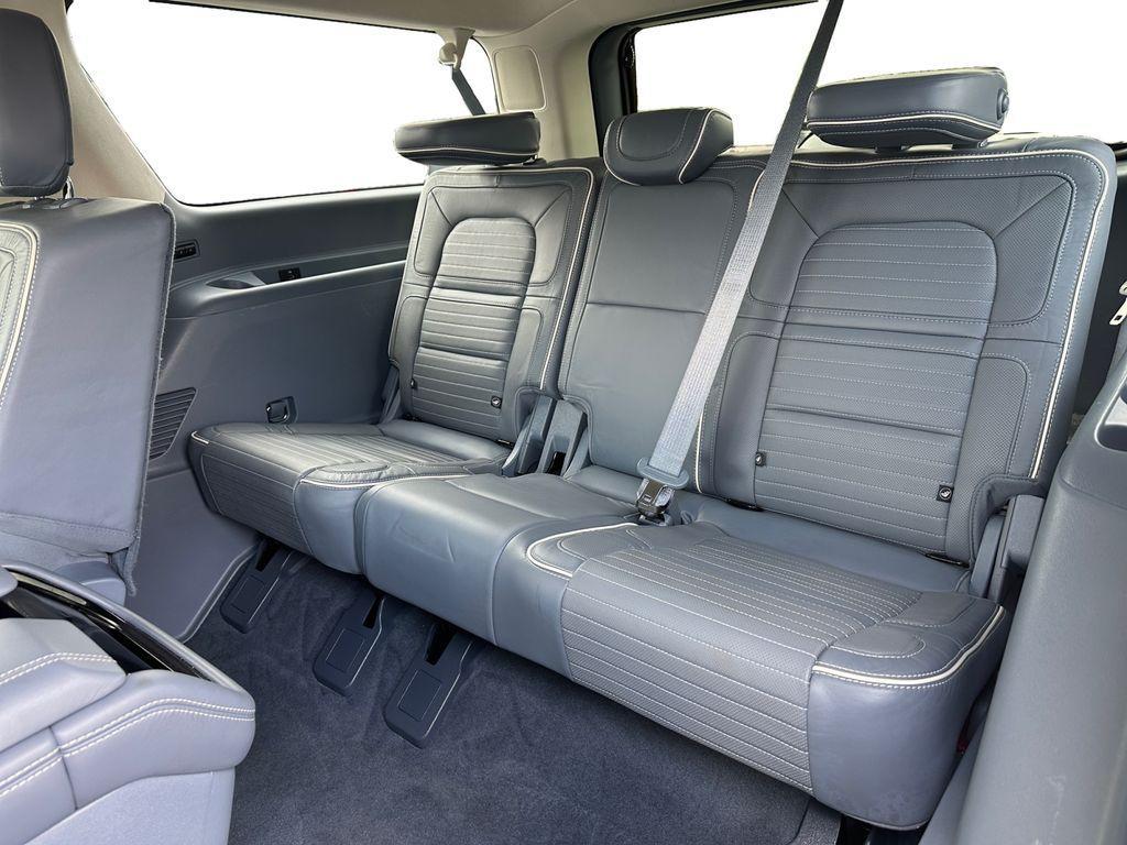 used 2022 Lincoln Navigator L car, priced at $68,497