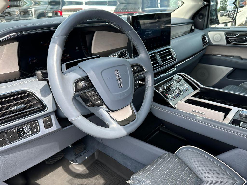 used 2022 Lincoln Navigator L car, priced at $68,497