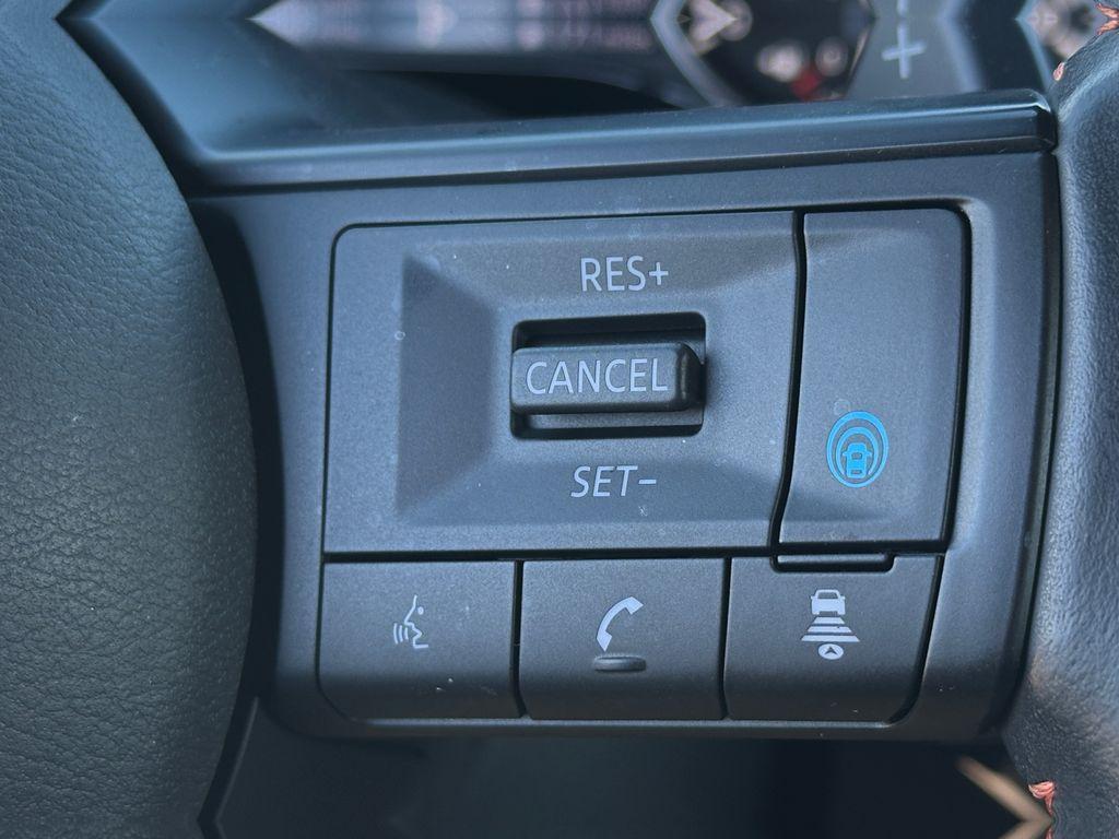 used 2024 Nissan Pathfinder car, priced at $30,997