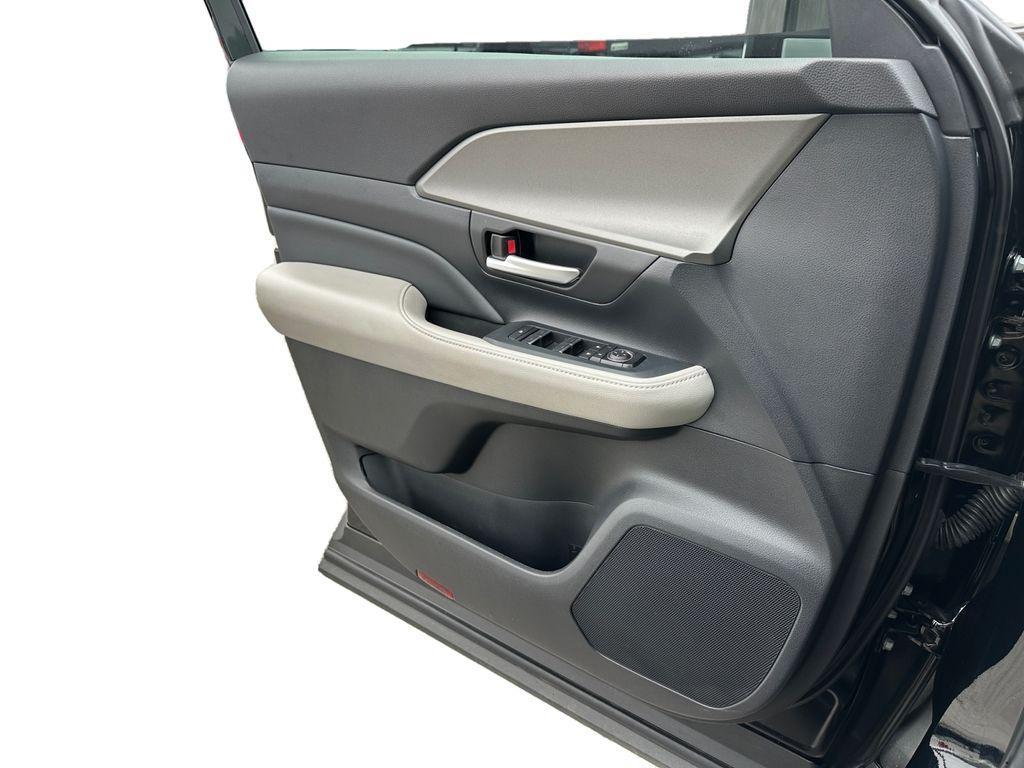 used 2024 Toyota Grand Highlander car, priced at $40,497