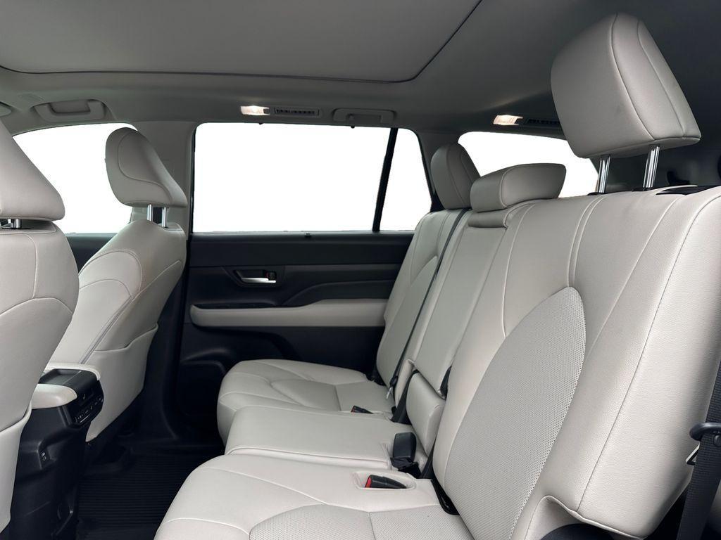 used 2024 Toyota Grand Highlander car, priced at $40,497