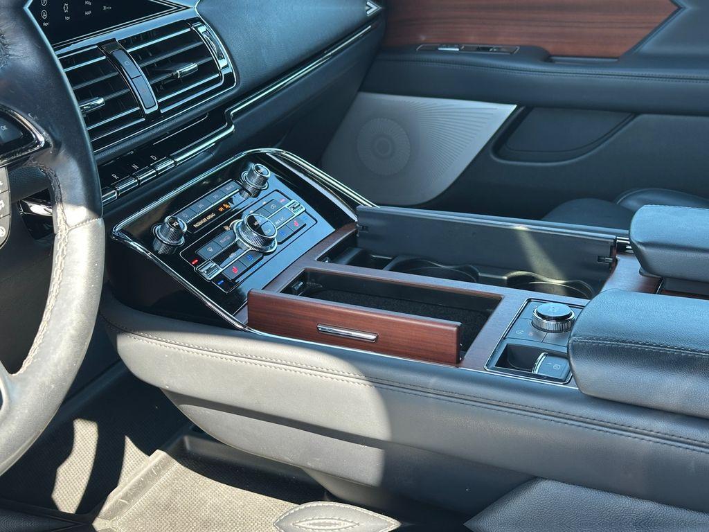 used 2022 Lincoln Navigator car, priced at $54,396