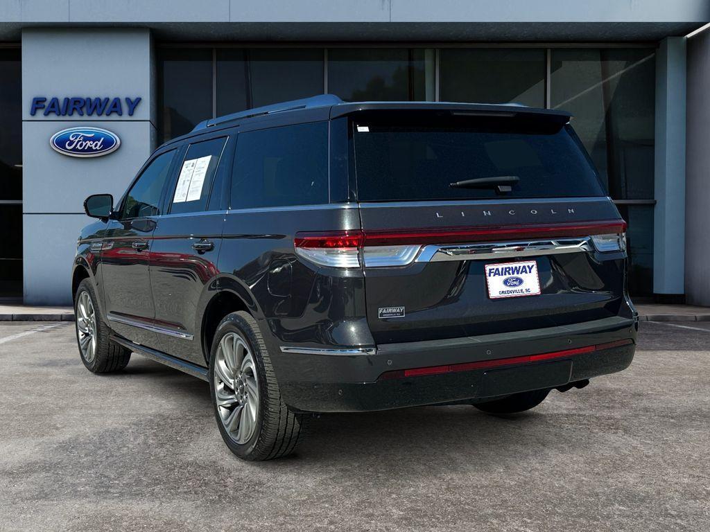 used 2022 Lincoln Navigator car, priced at $54,396