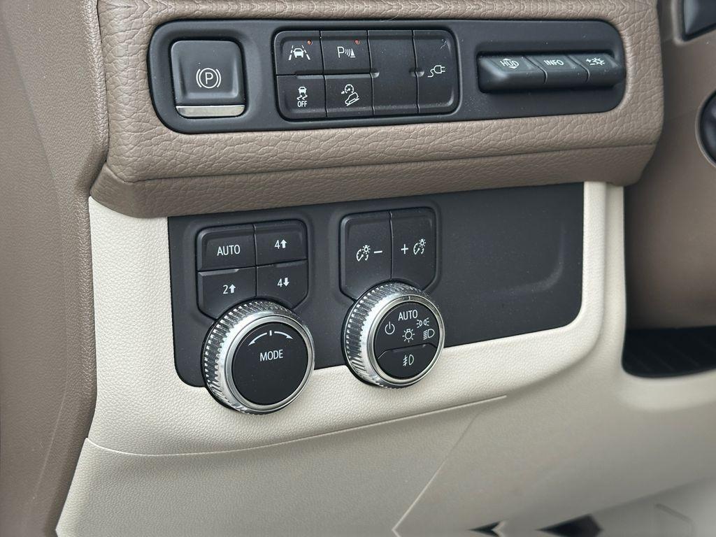 used 2021 GMC Yukon XL car, priced at $42,396