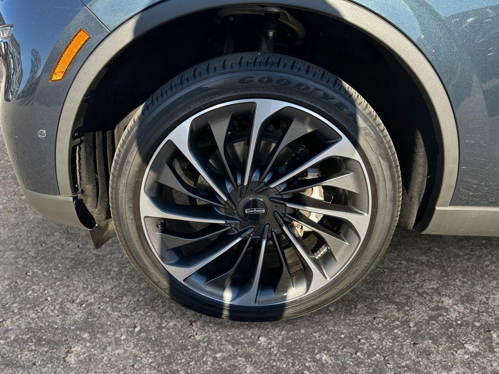 used 2023 Lincoln Aviator car, priced at $49,497