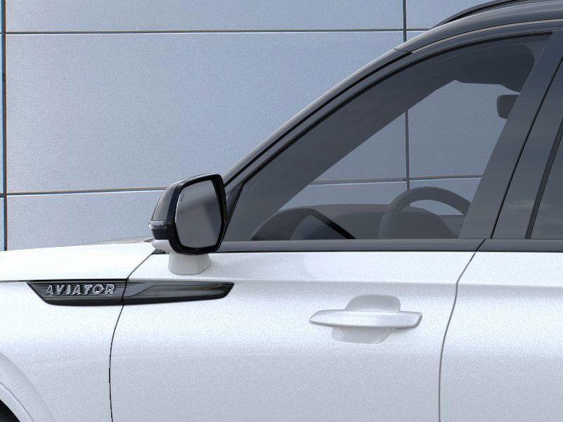 new 2025 Lincoln Aviator car, priced at $90,990