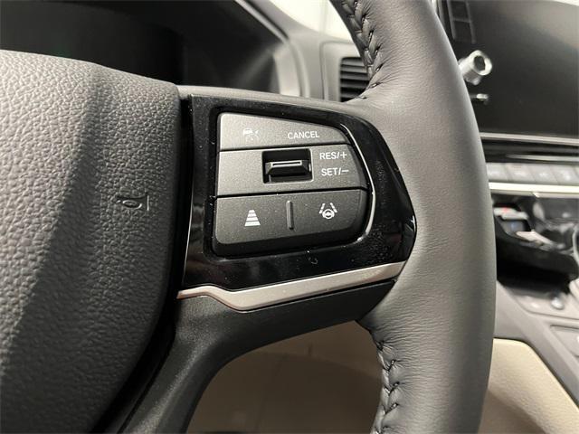 new 2026 Honda Odyssey car, priced at $43,540