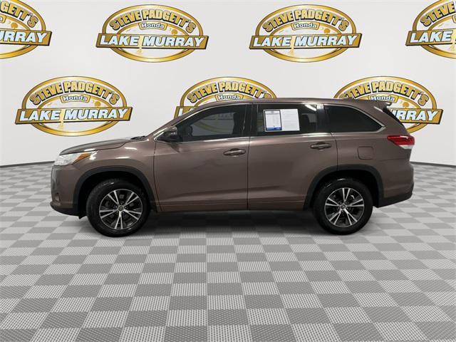 used 2017 Toyota Highlander car, priced at $13,000