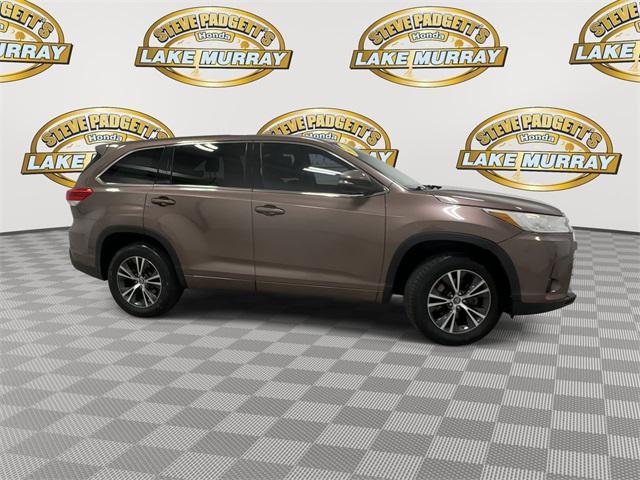 used 2017 Toyota Highlander car, priced at $13,000