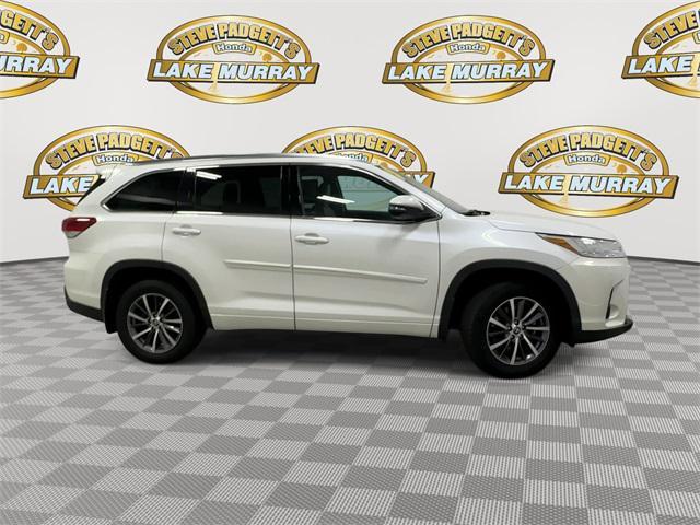 used 2018 Toyota Highlander car, priced at $23,000
