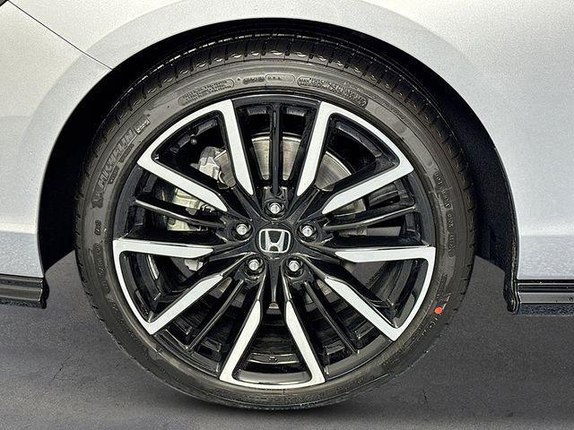 new 2026 Honda Accord Hybrid car, priced at $37,961