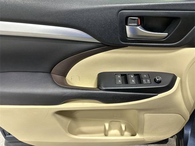 used 2016 Toyota Highlander car, priced at $19,000