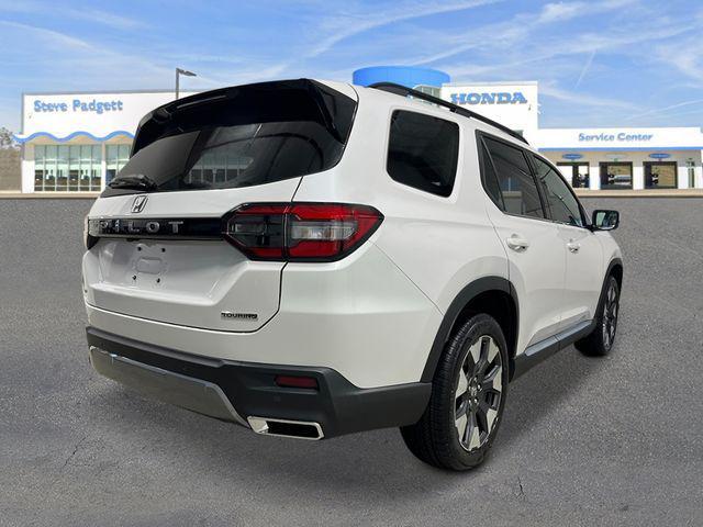 new 2026 Honda Pilot car, priced at $49,707