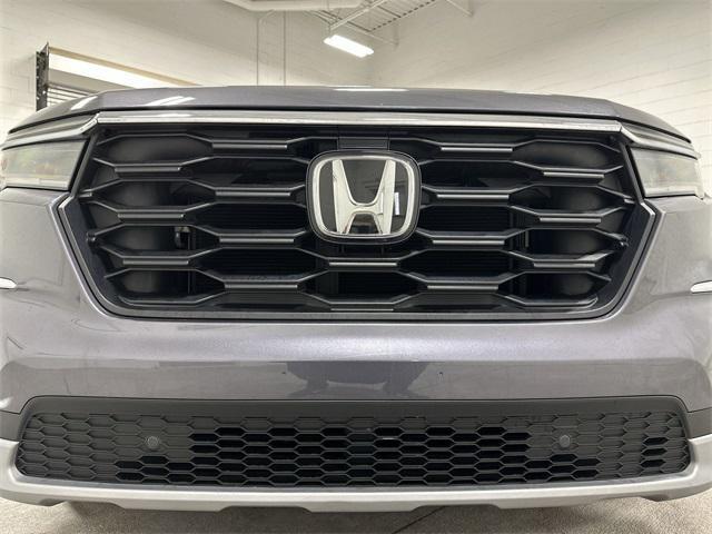 used 2024 Honda Pilot car, priced at $38,000