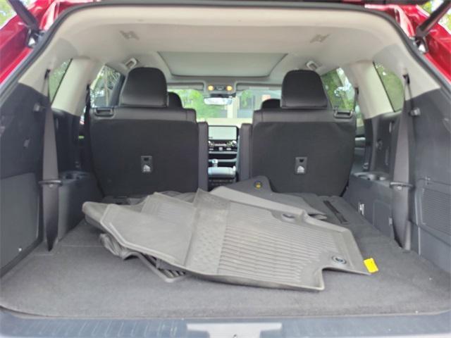 used 2023 Toyota Highlander car, priced at $36,999