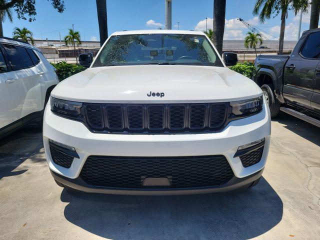 used 2024 Jeep Grand Cherokee car, priced at $32,989