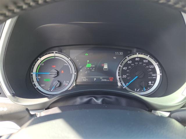 used 2025 Toyota Highlander Hybrid car, priced at $41,085