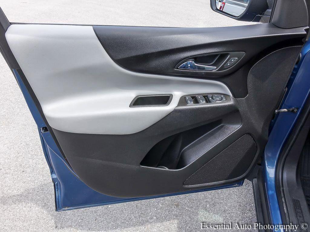 used 2024 Chevrolet Equinox car, priced at $22,212