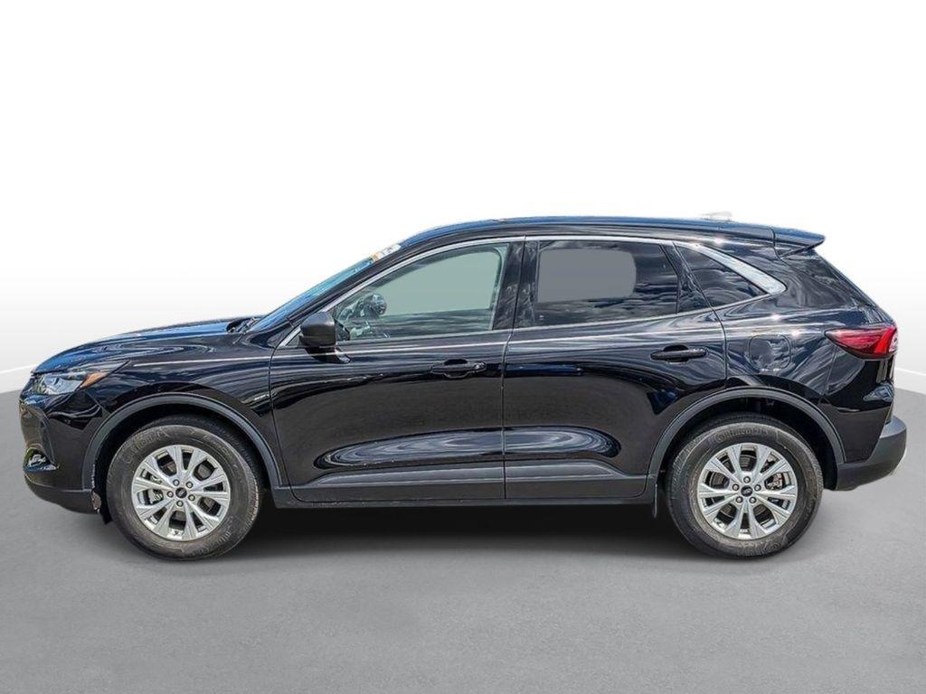 used 2023 Ford Escape car, priced at $24,312