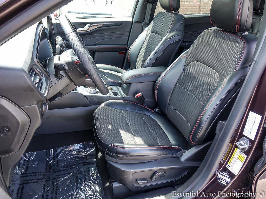 used 2023 Ford Escape car, priced at $24,412