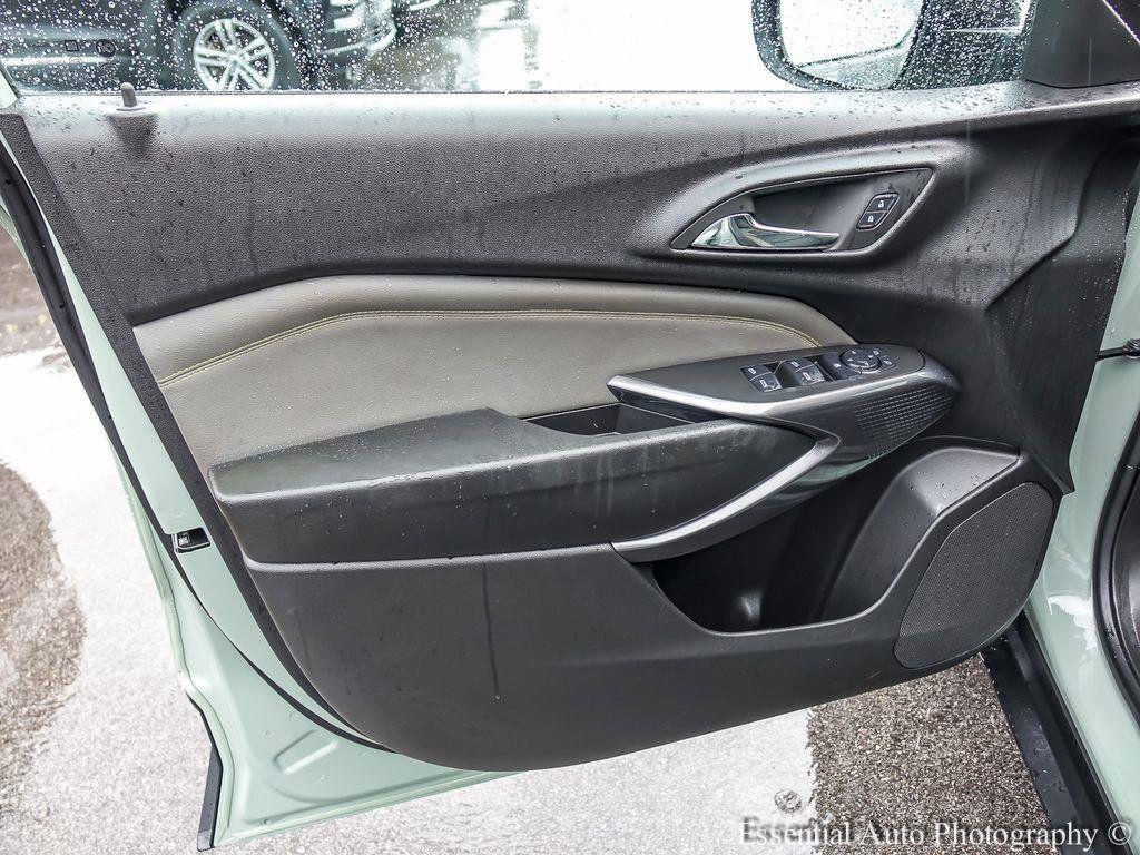 used 2024 Chevrolet Trax car, priced at $22,579