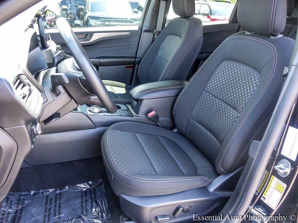 used 2024 Ford Escape car, priced at $23,412