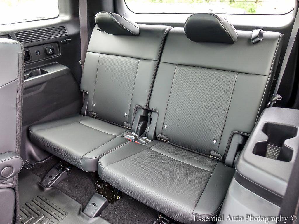 used 2025 Hyundai Santa Fe car, priced at $39,000