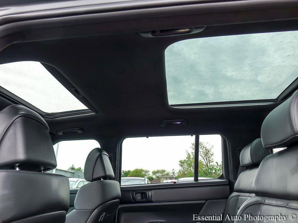 used 2025 Hyundai Santa Fe car, priced at $39,000