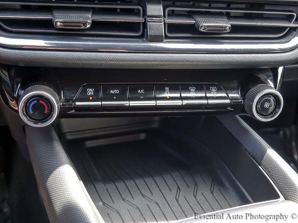 used 2024 Chevrolet Equinox EV car, priced at $25,412