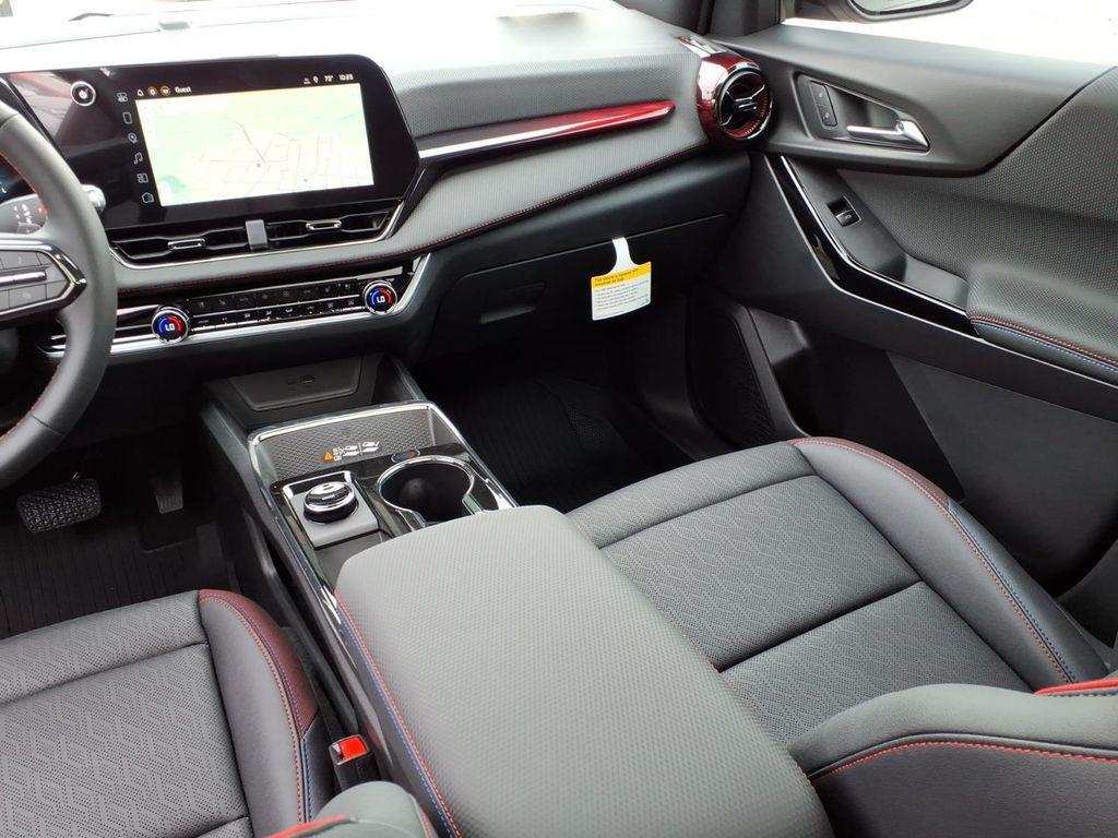 new 2026 Chevrolet Equinox car, priced at $39,025