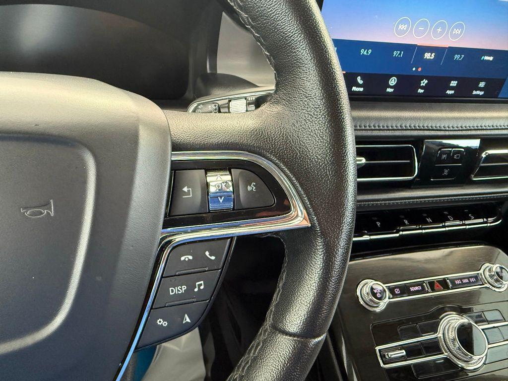 used 2022 Lincoln Nautilus car, priced at $28,447