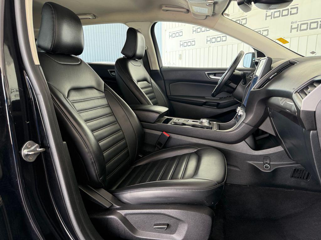 used 2024 Ford Edge car, priced at $21,425
