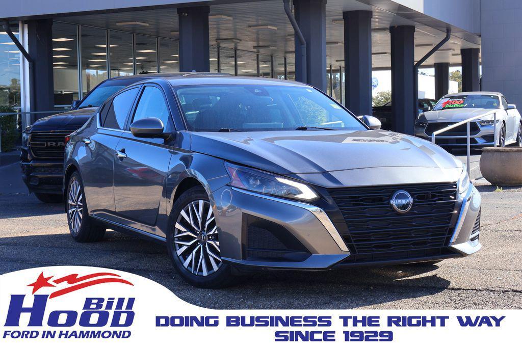 used 2023 Nissan Altima car, priced at $18,760
