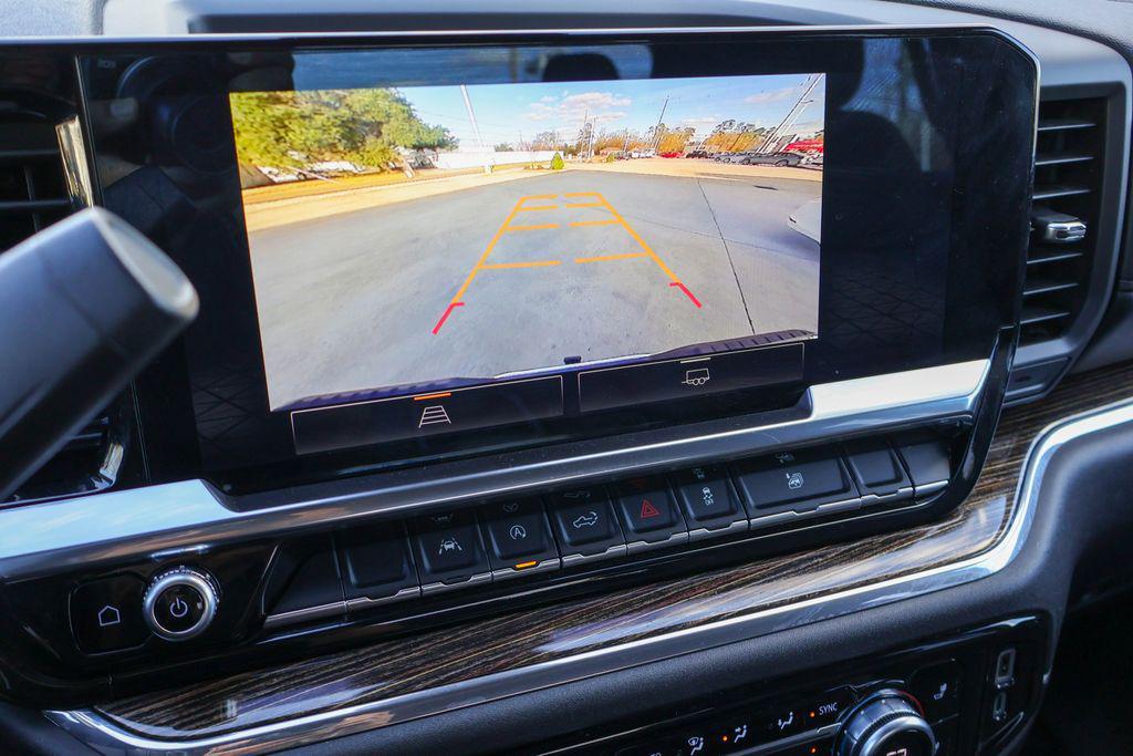 used 2024 GMC Sierra 1500 car, priced at $30,799