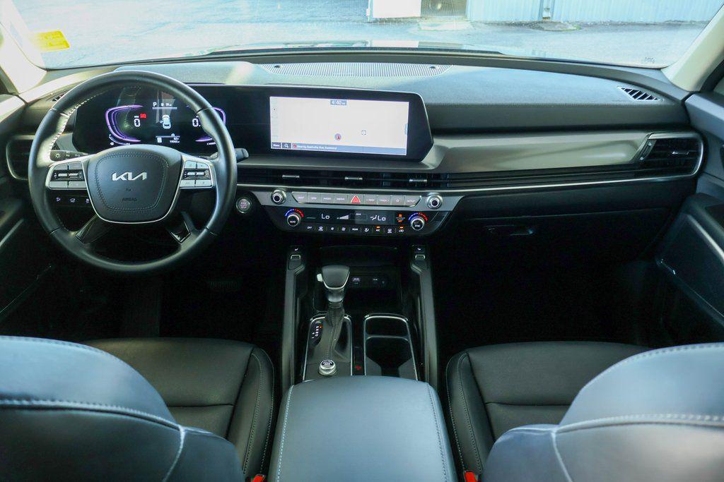 used 2025 Kia Telluride car, priced at $35,168