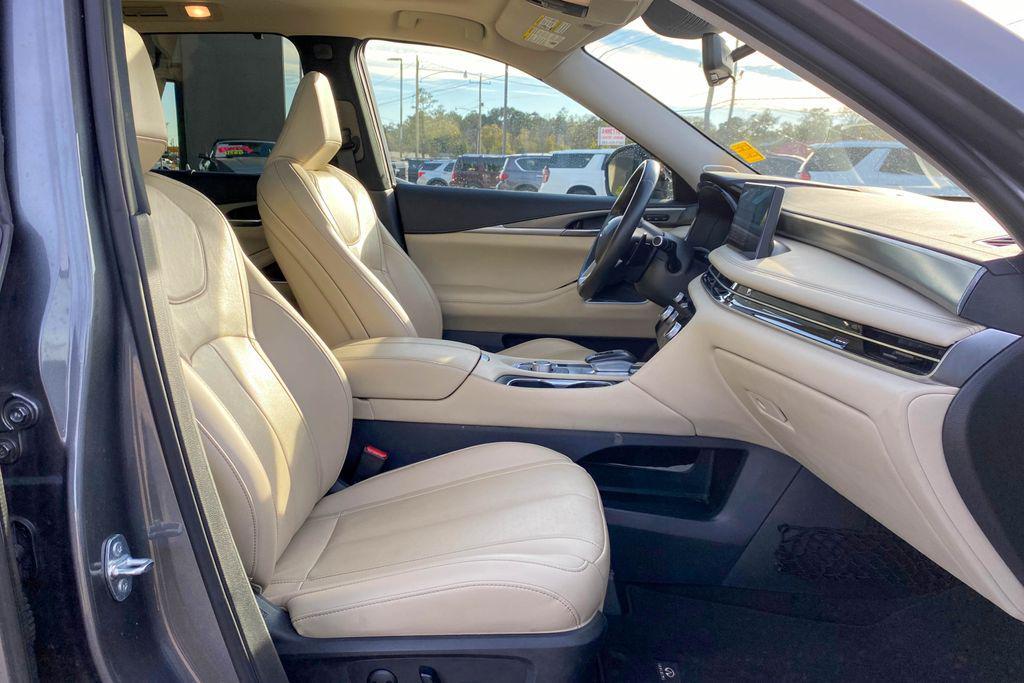 used 2023 INFINITI QX60 car, priced at $32,552