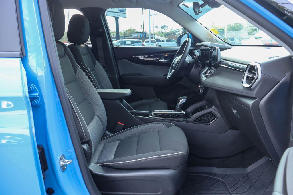 used 2024 Chevrolet TrailBlazer car, priced at $23,521