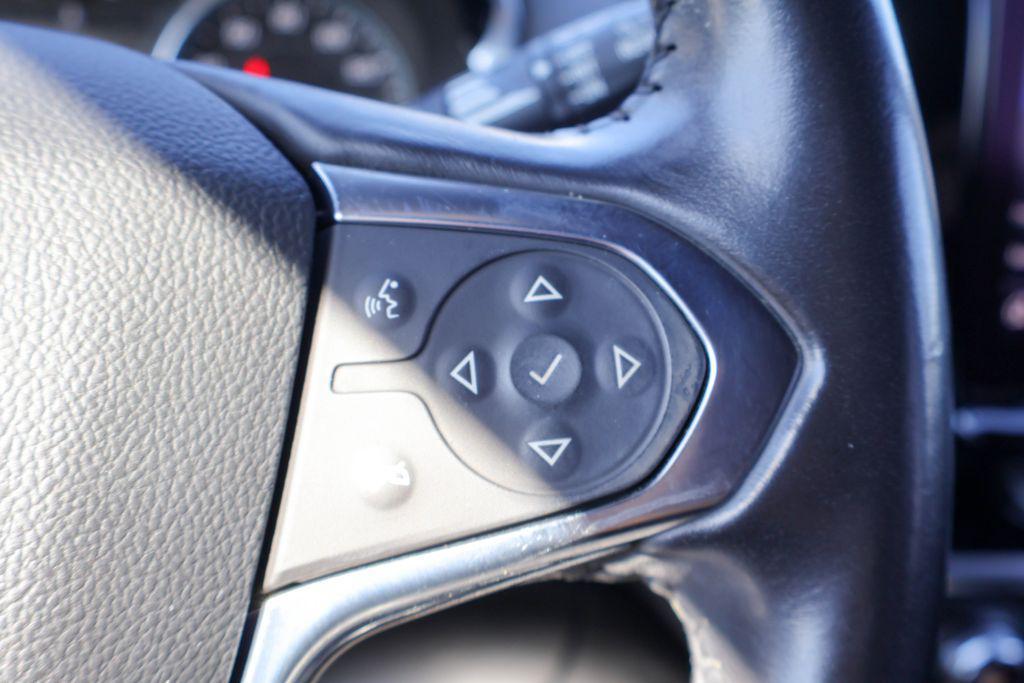 used 2022 Chevrolet Traverse car, priced at $22,648