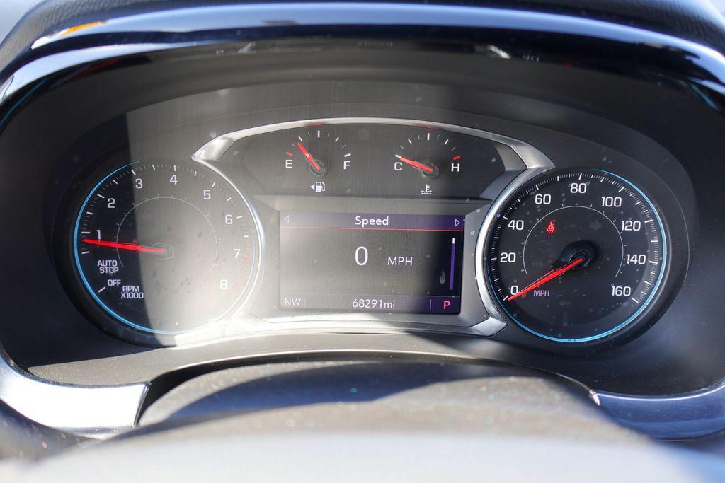 used 2022 Chevrolet Traverse car, priced at $22,648